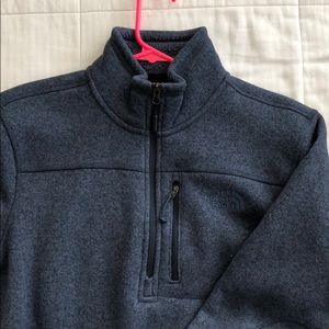 North face sweater